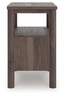 Pamytta Nightstand