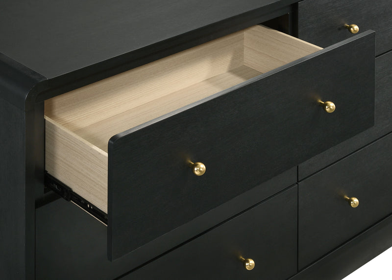 Cavelle Dresser