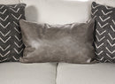 Hyde Park Loveseat w/ Pillows