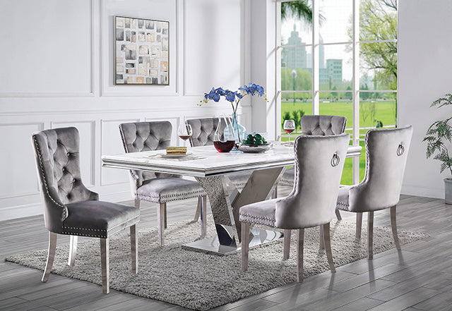 Valdevers Dining Table