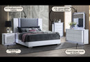 Ylime Smooth White Queen Bed Group