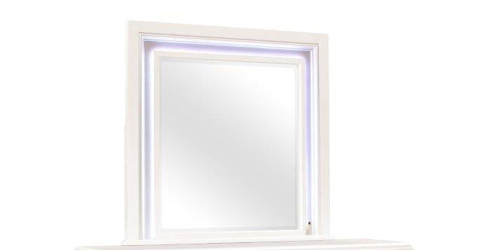 Global Furniture Sofia Mirror in White SOFIA WHITE-M W/ LED image